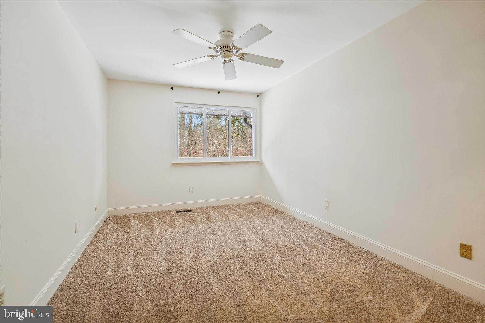 ASPENWOOD - Residential