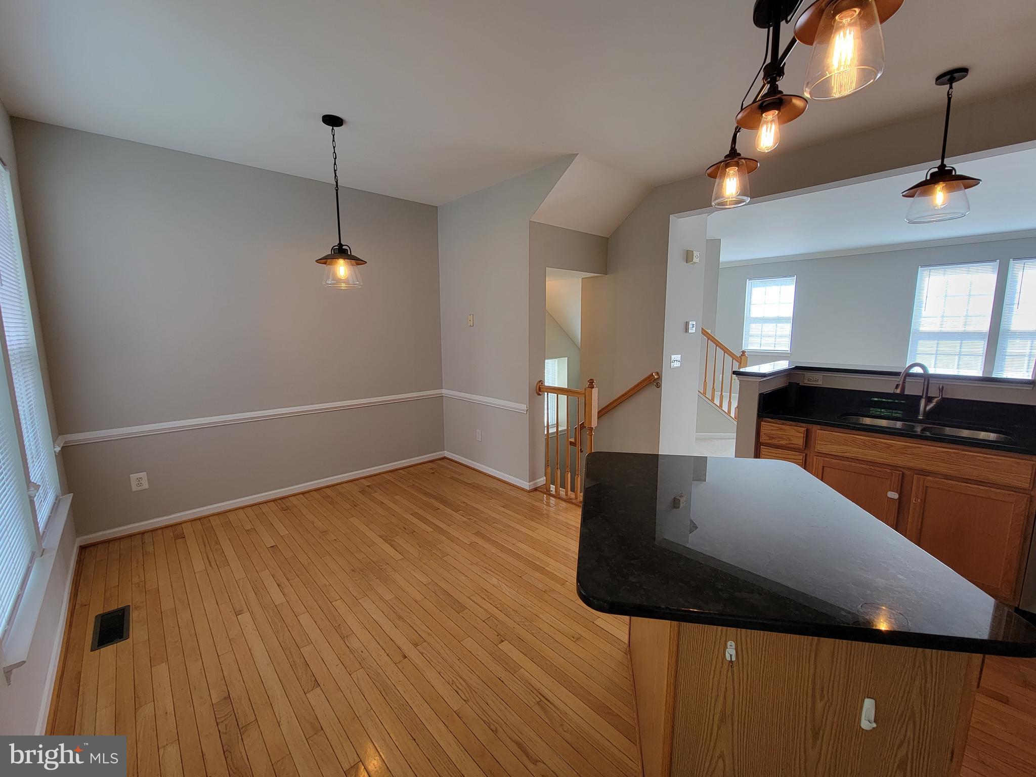 RIVERSIDE STATION - Residential Lease