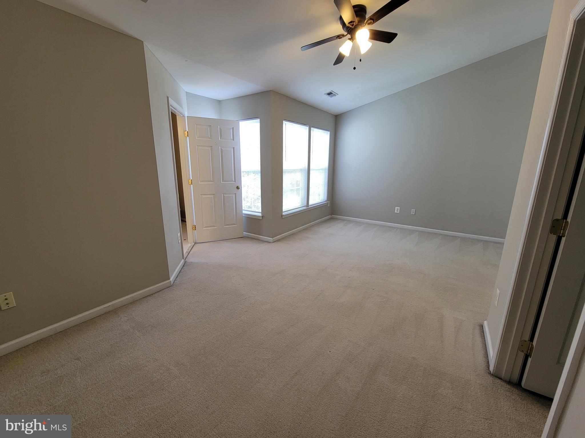 RIVERSIDE STATION - Residential Lease