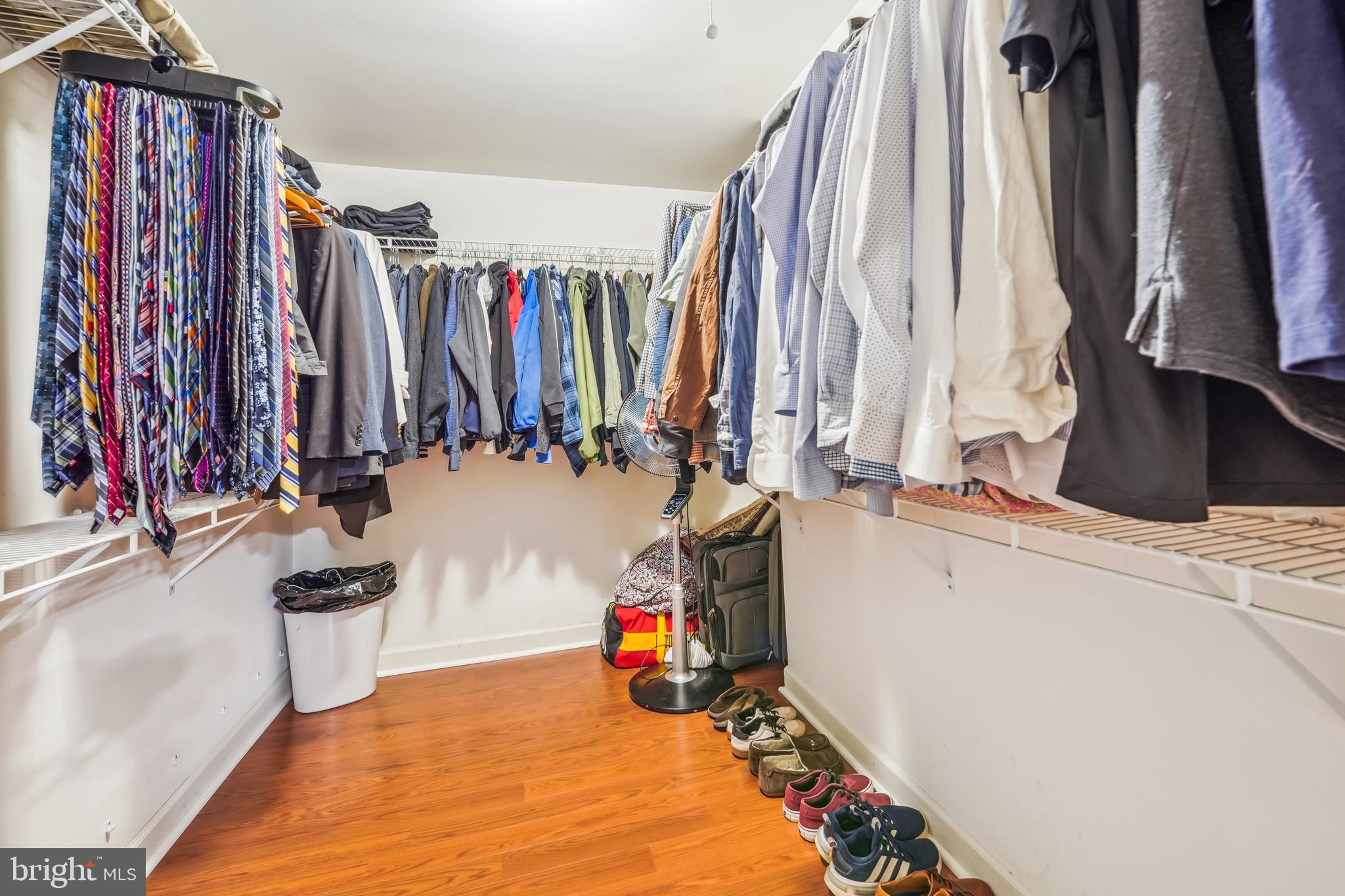 CHESTNUT HILLS - Residential