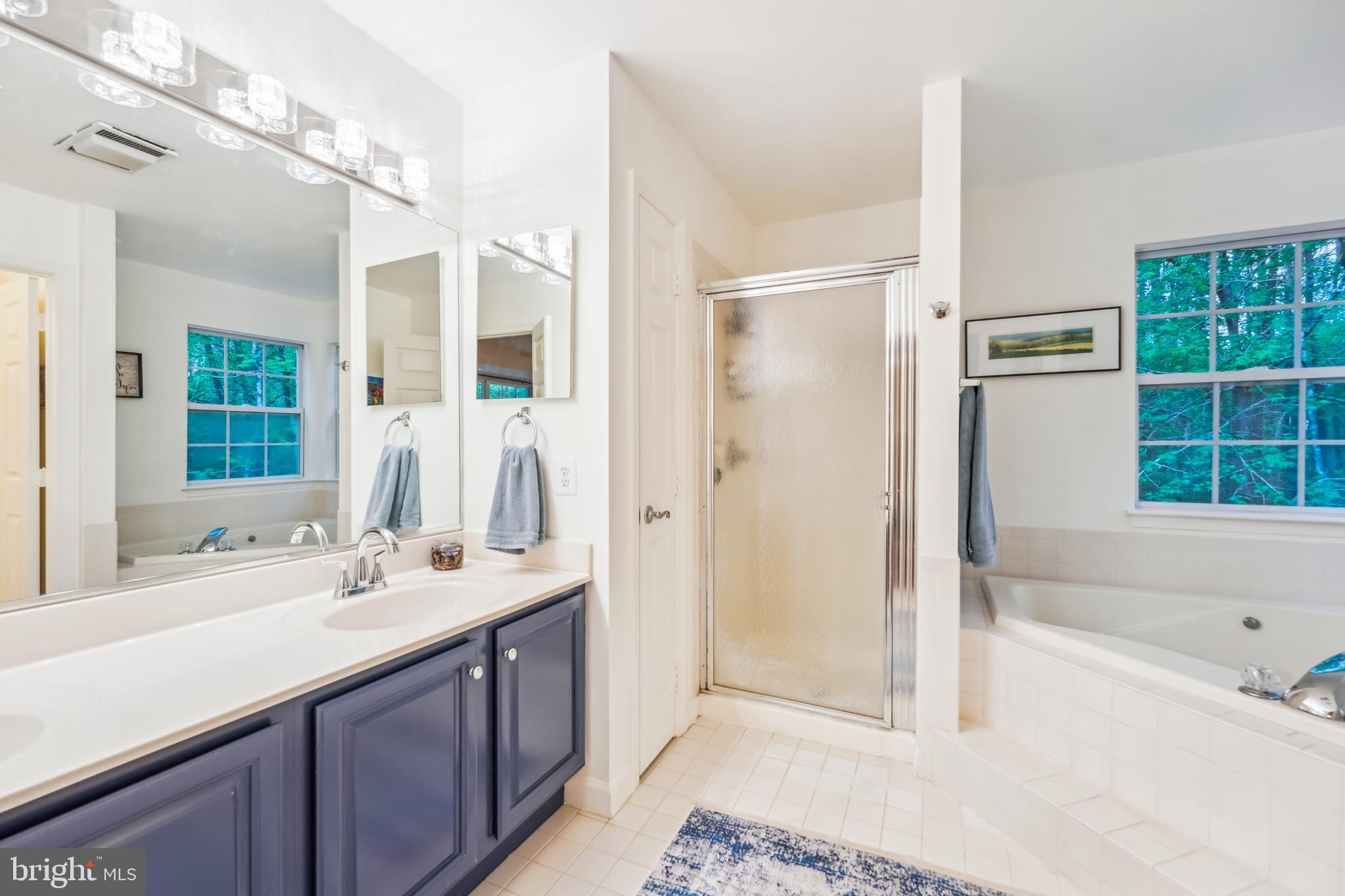 CHESTNUT HILLS - Residential