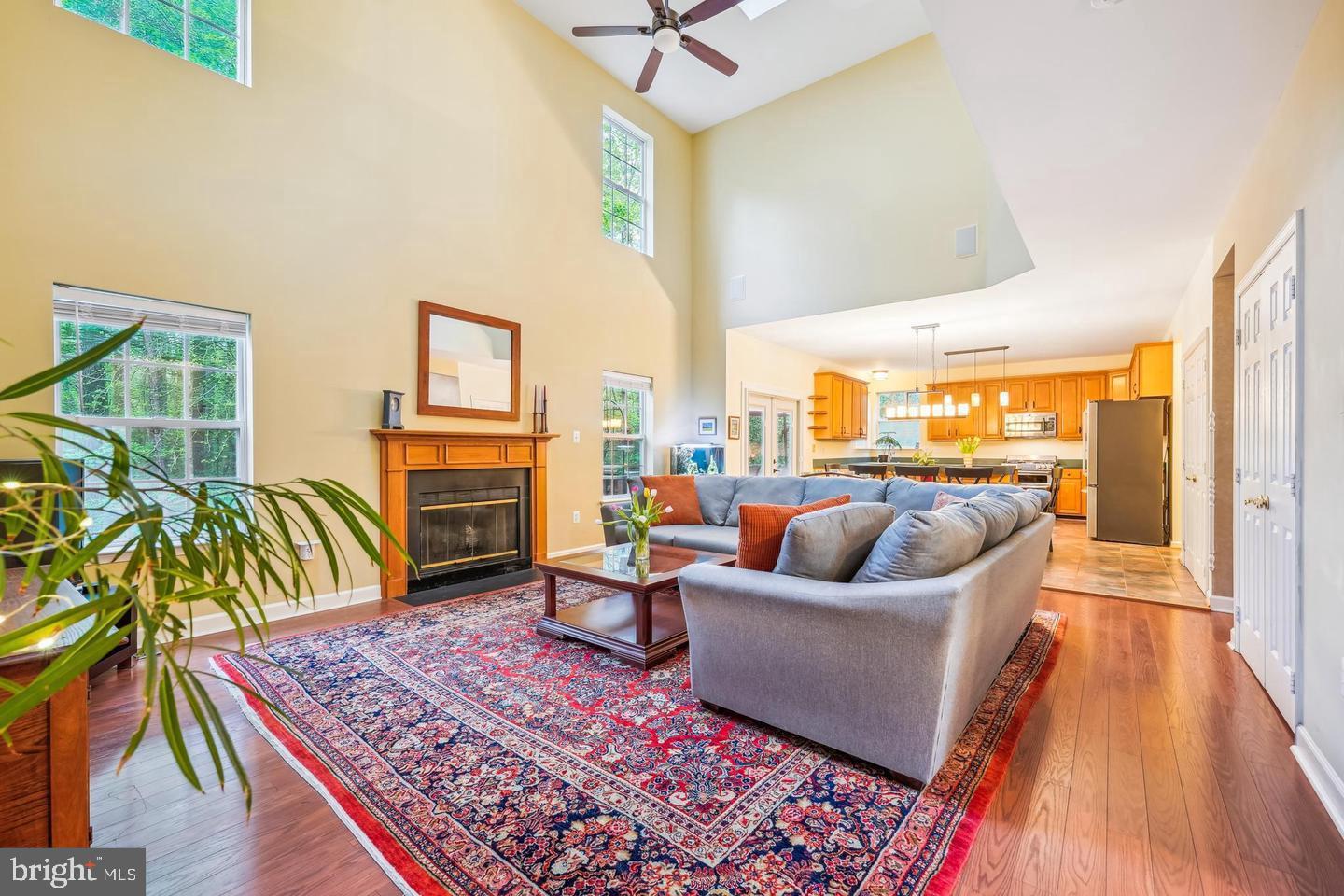 CHESTNUT HILLS - Residential