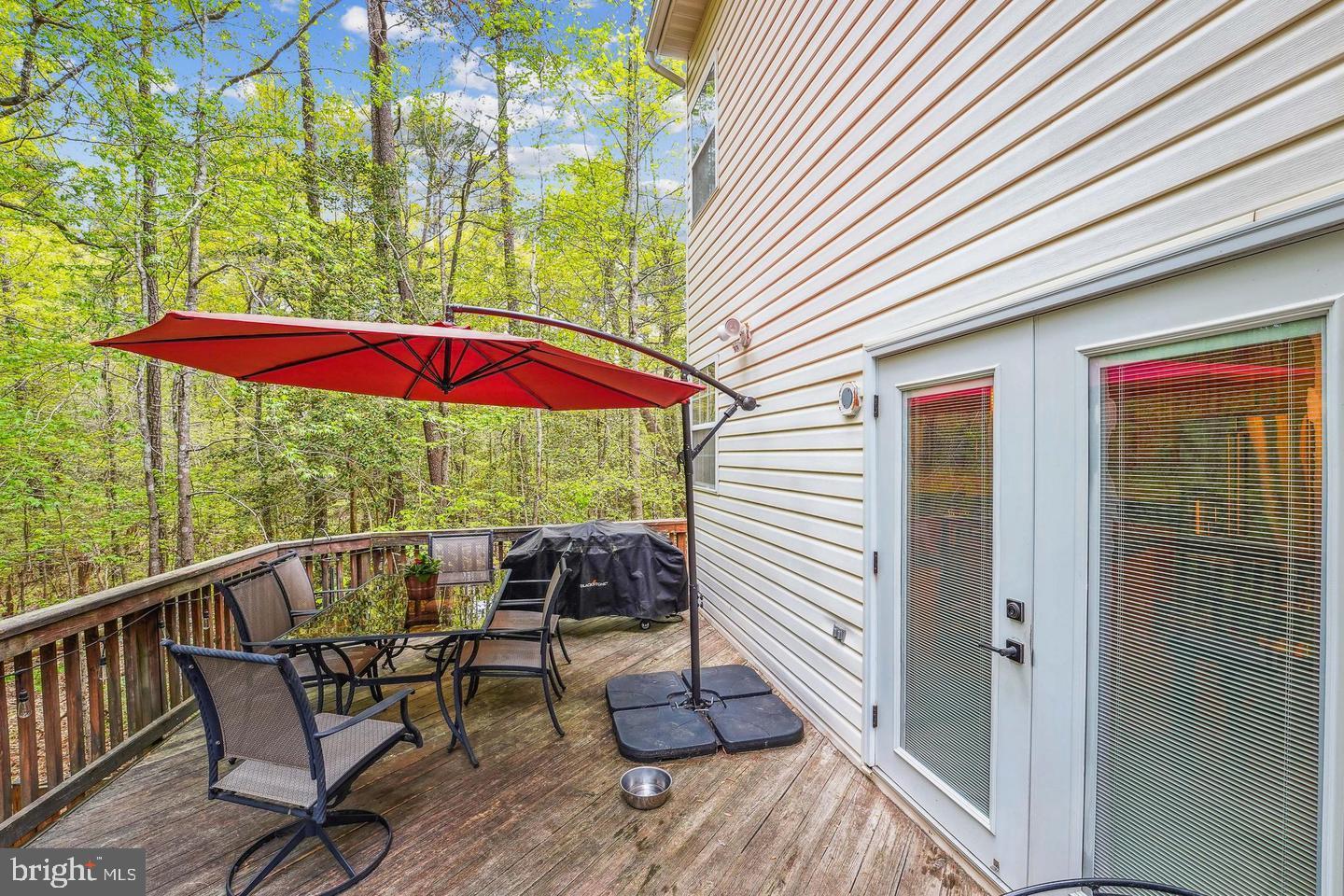 CHESTNUT HILLS - Residential