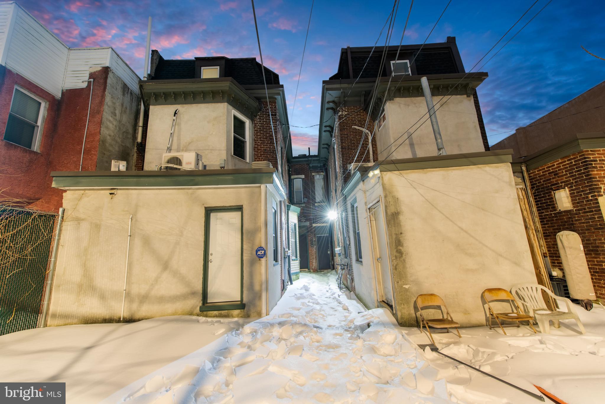 129-131 W SUSQUEHANNA AVENUE