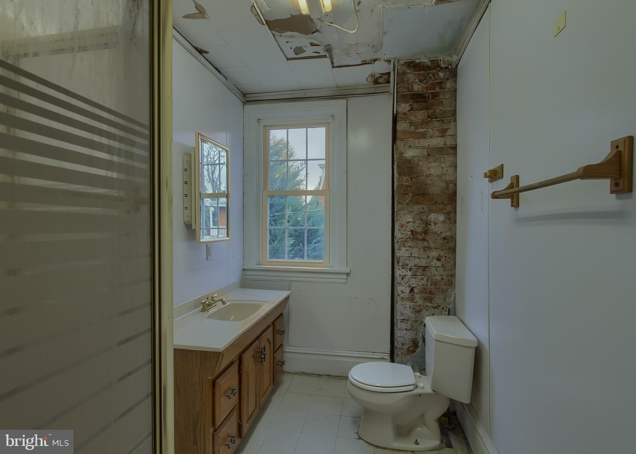 RIVERSIDE - Residential