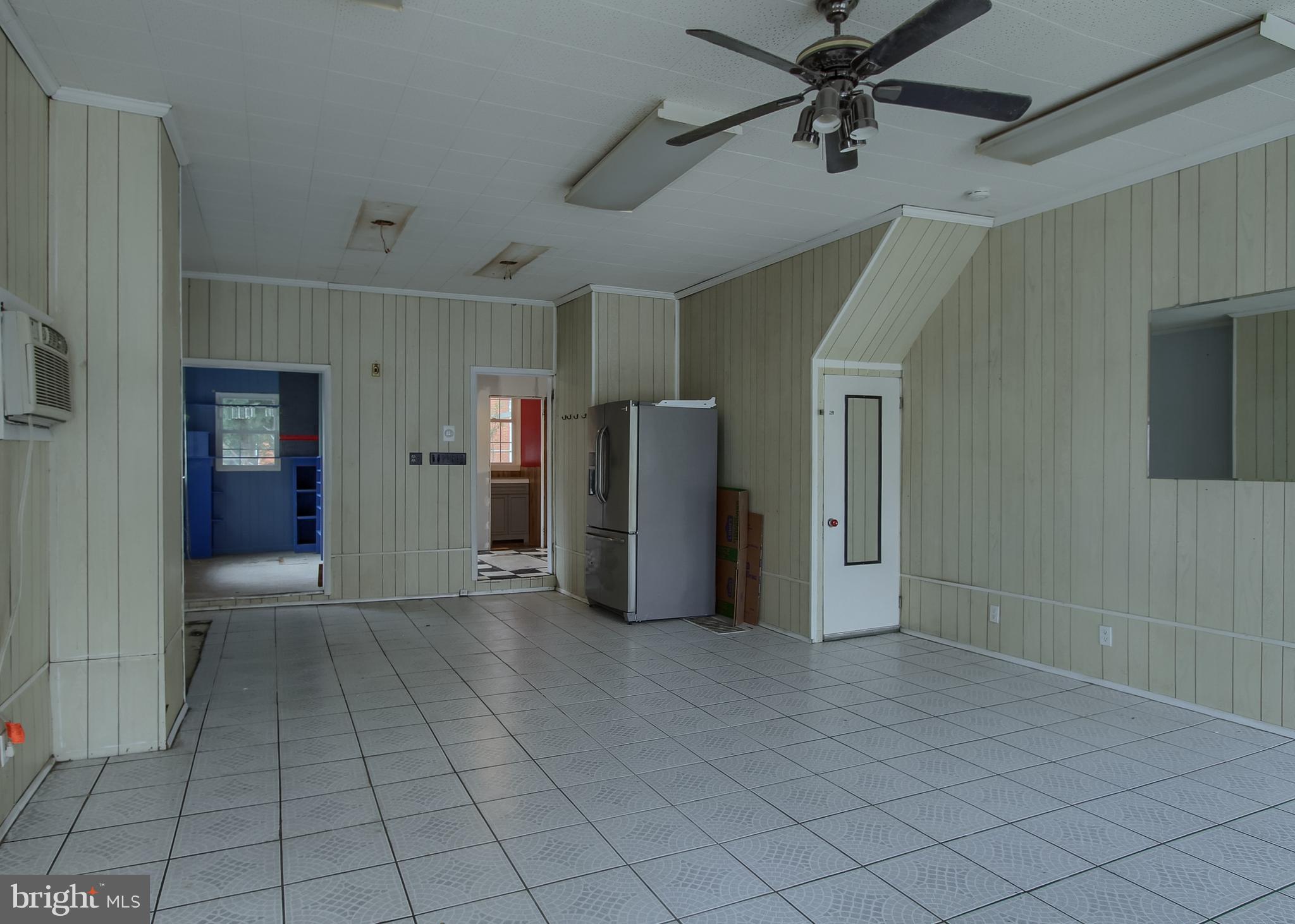 RIVERSIDE - Residential