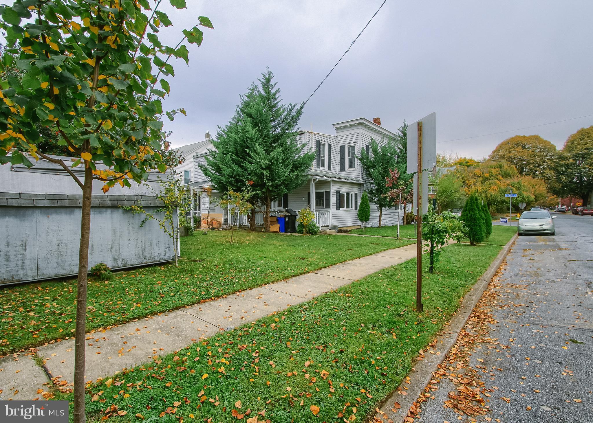 RIVERSIDE - Residential