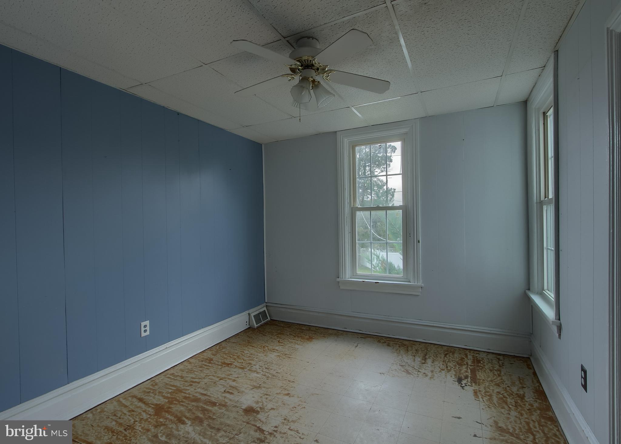 RIVERSIDE - Residential