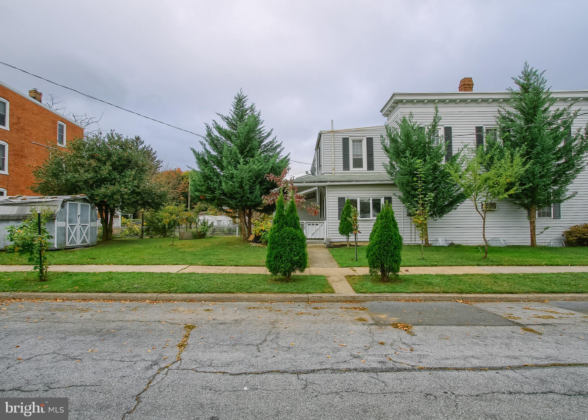 RIVERSIDE - Residential