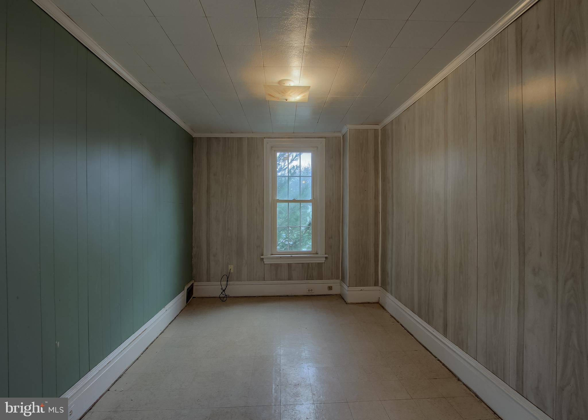 RIVERSIDE - Residential