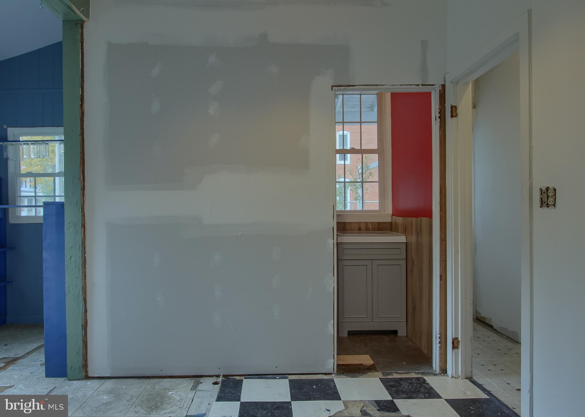 RIVERSIDE - Residential