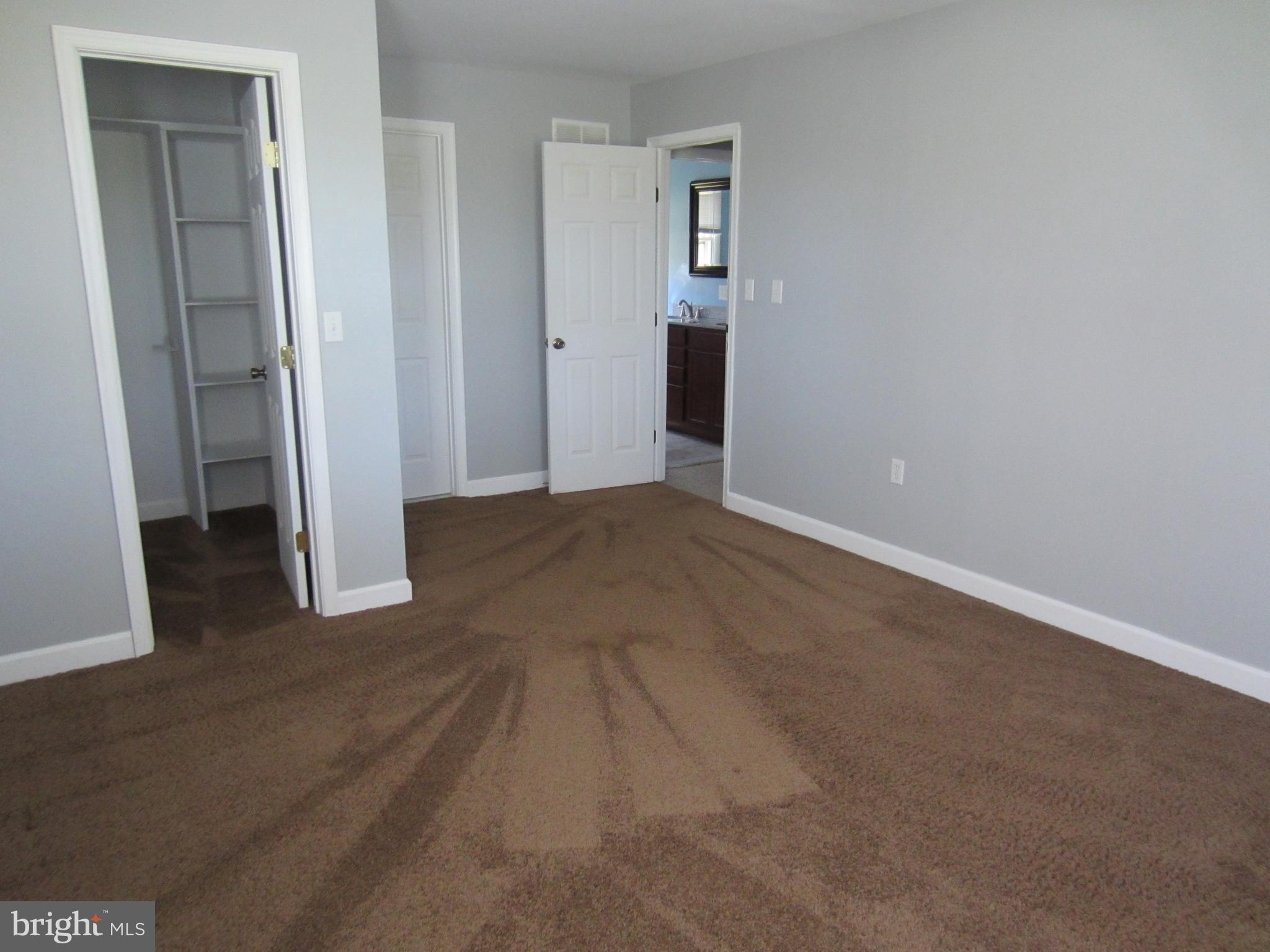 BENTONS PLEASURE - Residential Lease