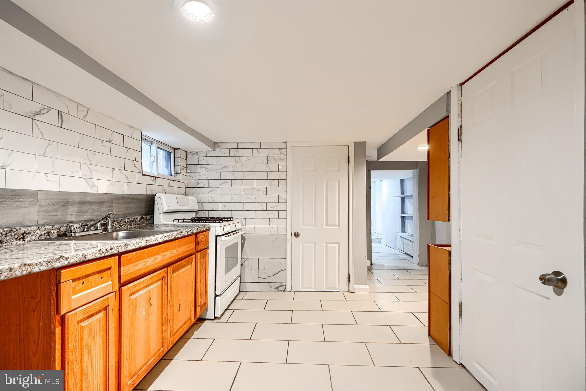 BALTIMORE - Residential