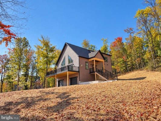ADDRESS PRIVATE, HEDGESVILLE, WV  - Image 2e5c163da94a34b459a94f83d8fc2fa6/3079833209