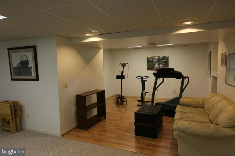 XANADU ESTATES - Residential