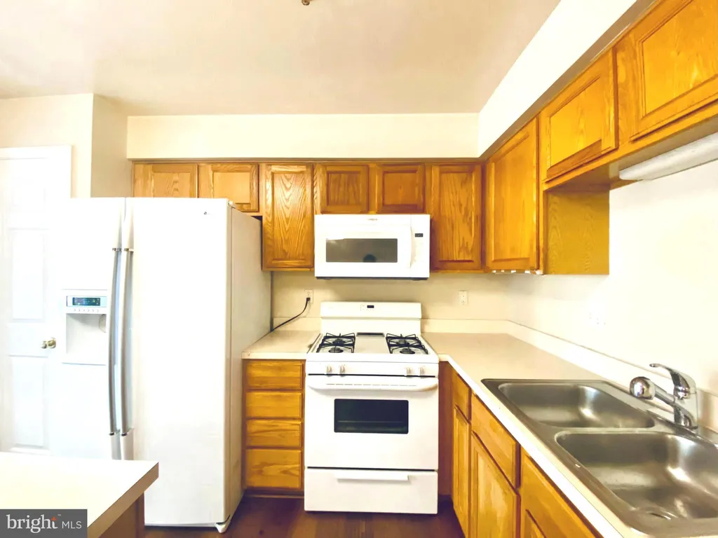 Additional image 6 of 13765 Palmetto Circle, Germantown, MD 20874