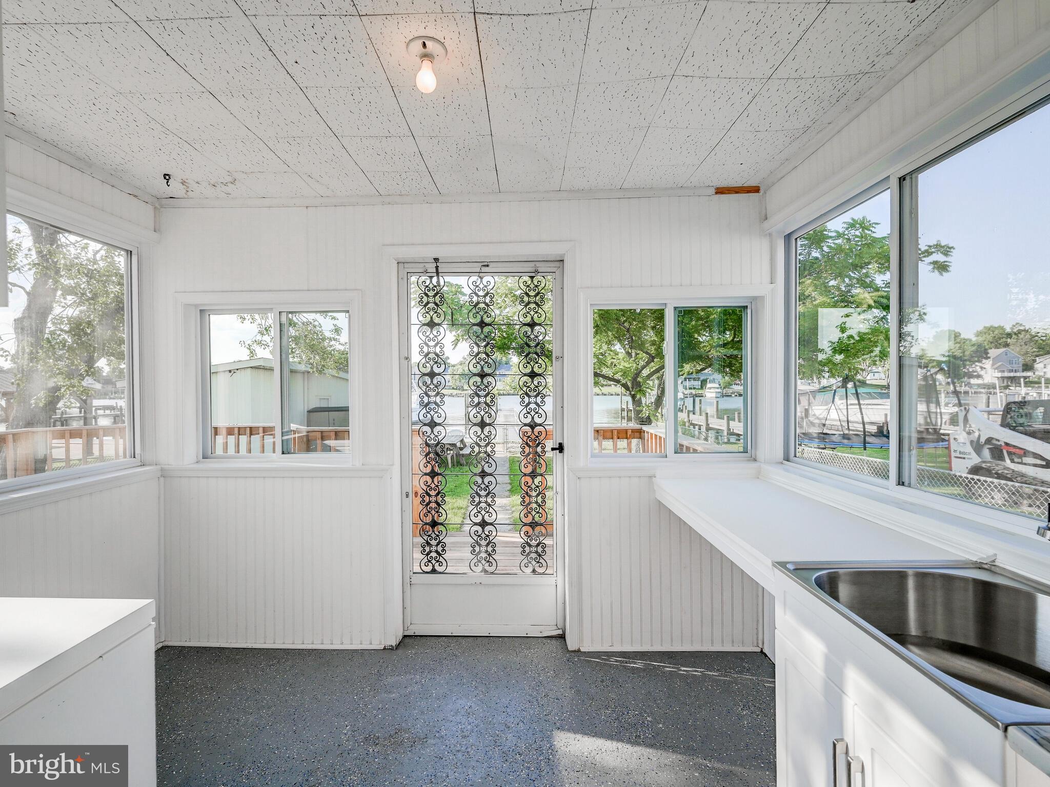 CHESAPEAKE TERRACE - Residential Lease