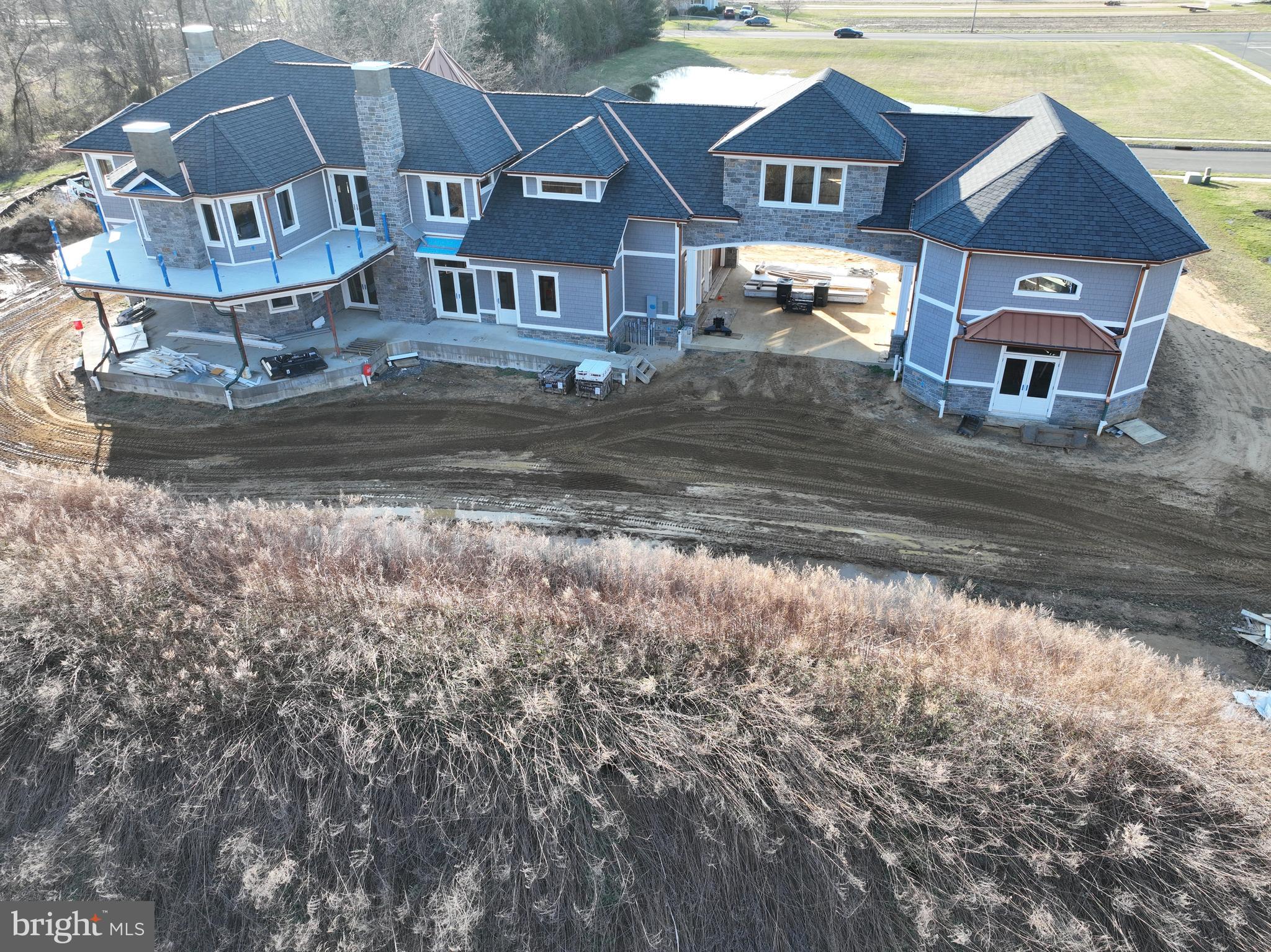 8 DEREK COURT