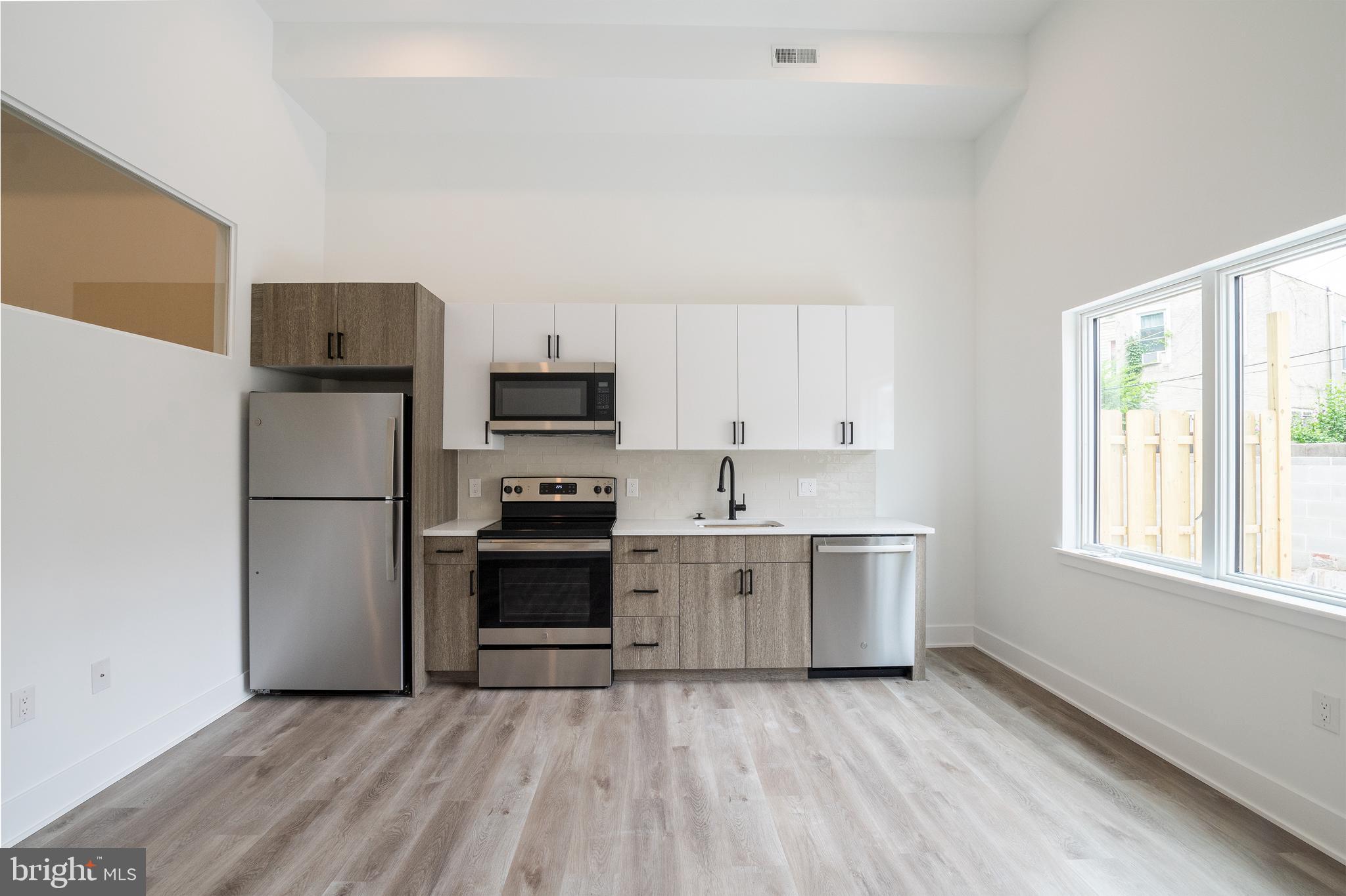 POINT BREEZE - Residential Lease