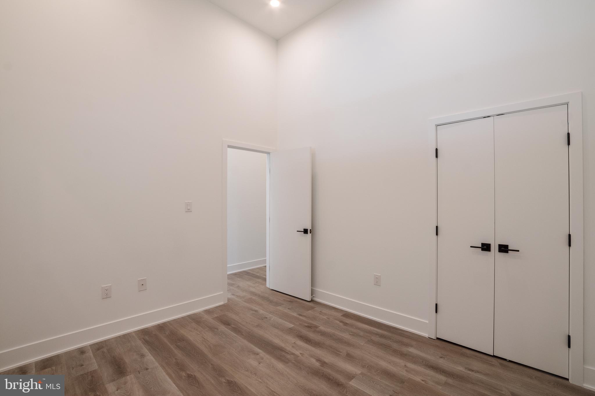 POINT BREEZE - Residential Lease