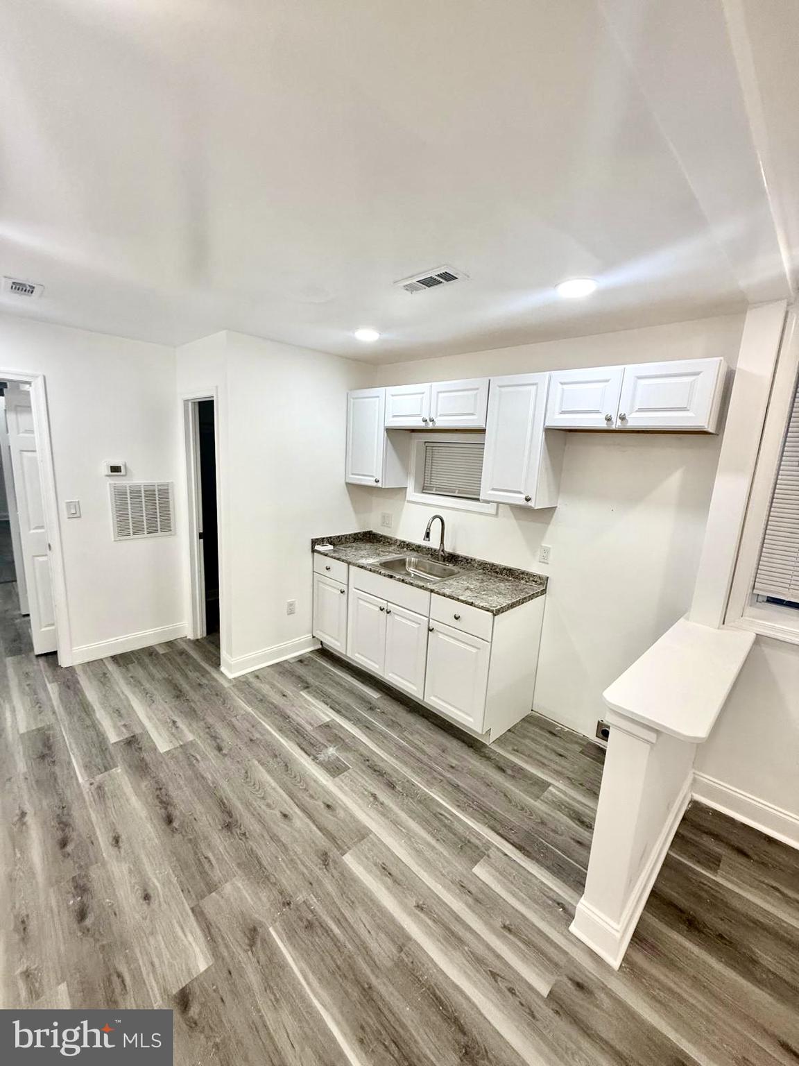 1007 BRENTWOOD AVENUE