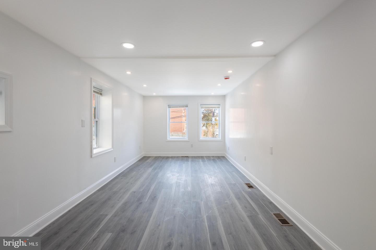 GAY STREET - Residential