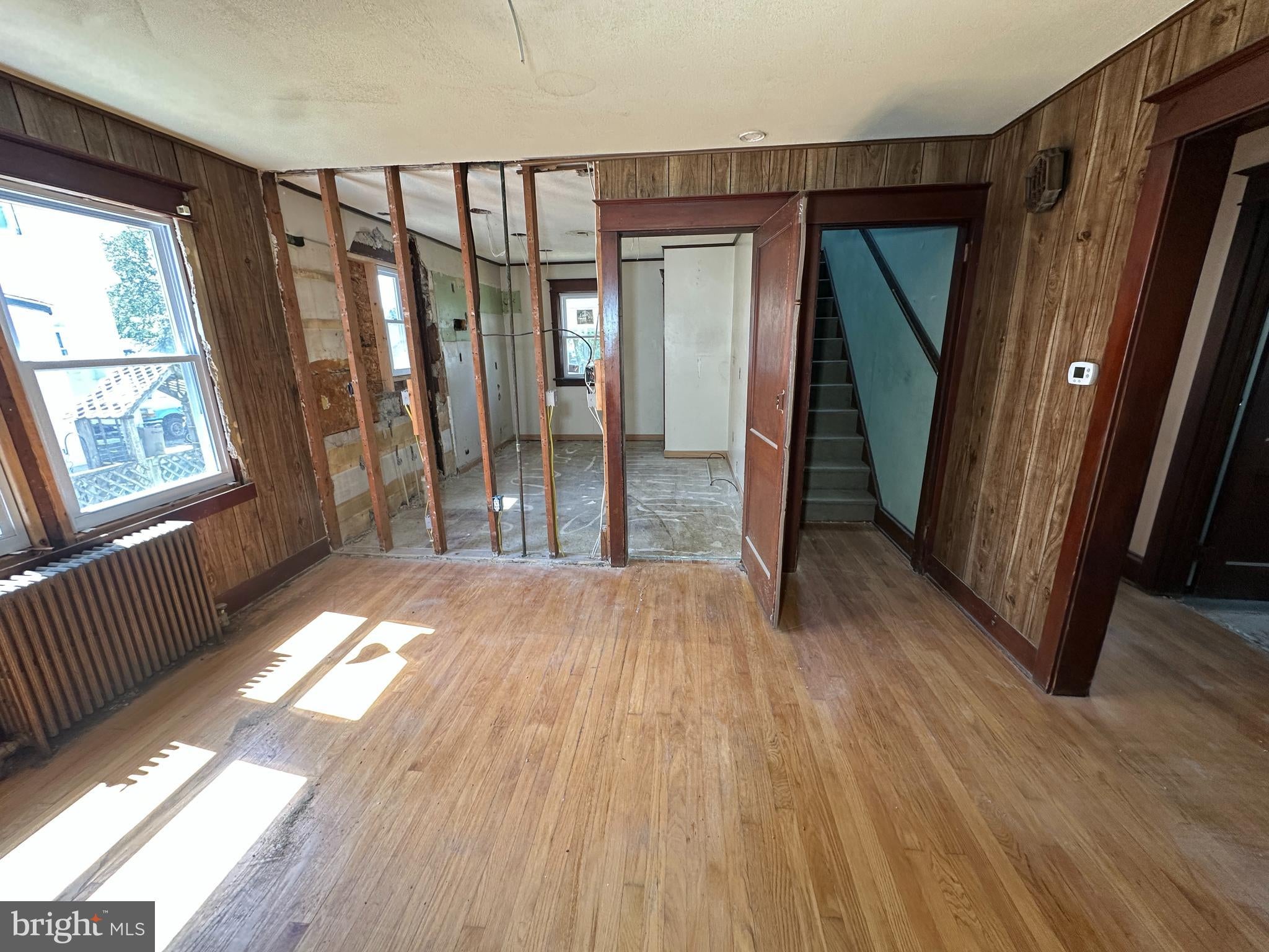 39 JENKINS AVENUE