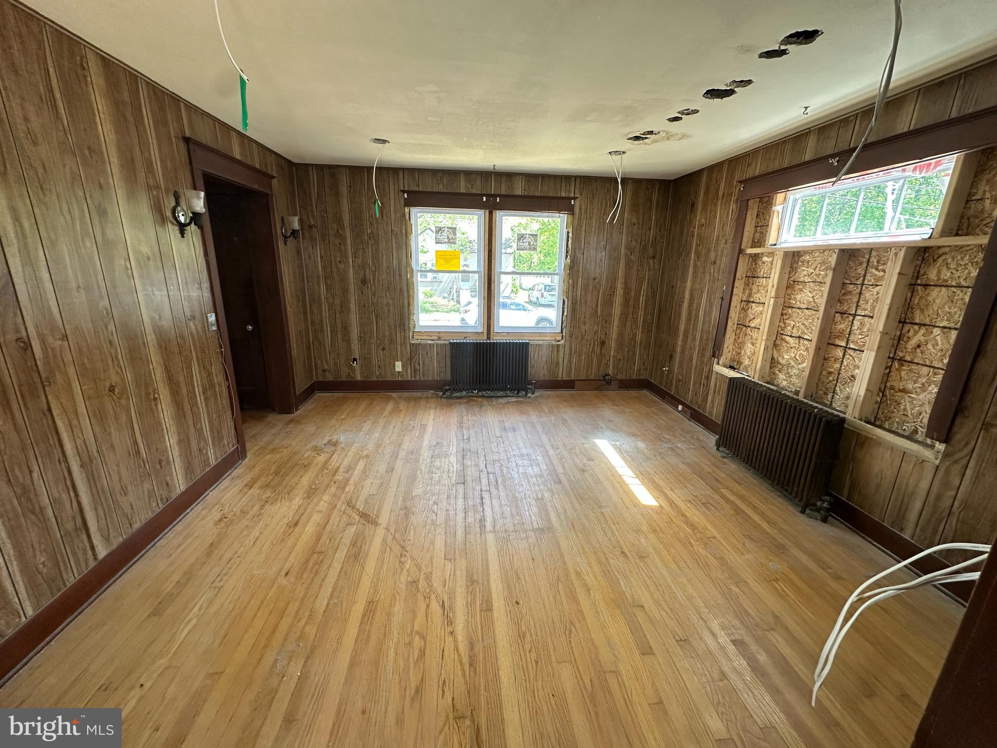 39 JENKINS AVENUE