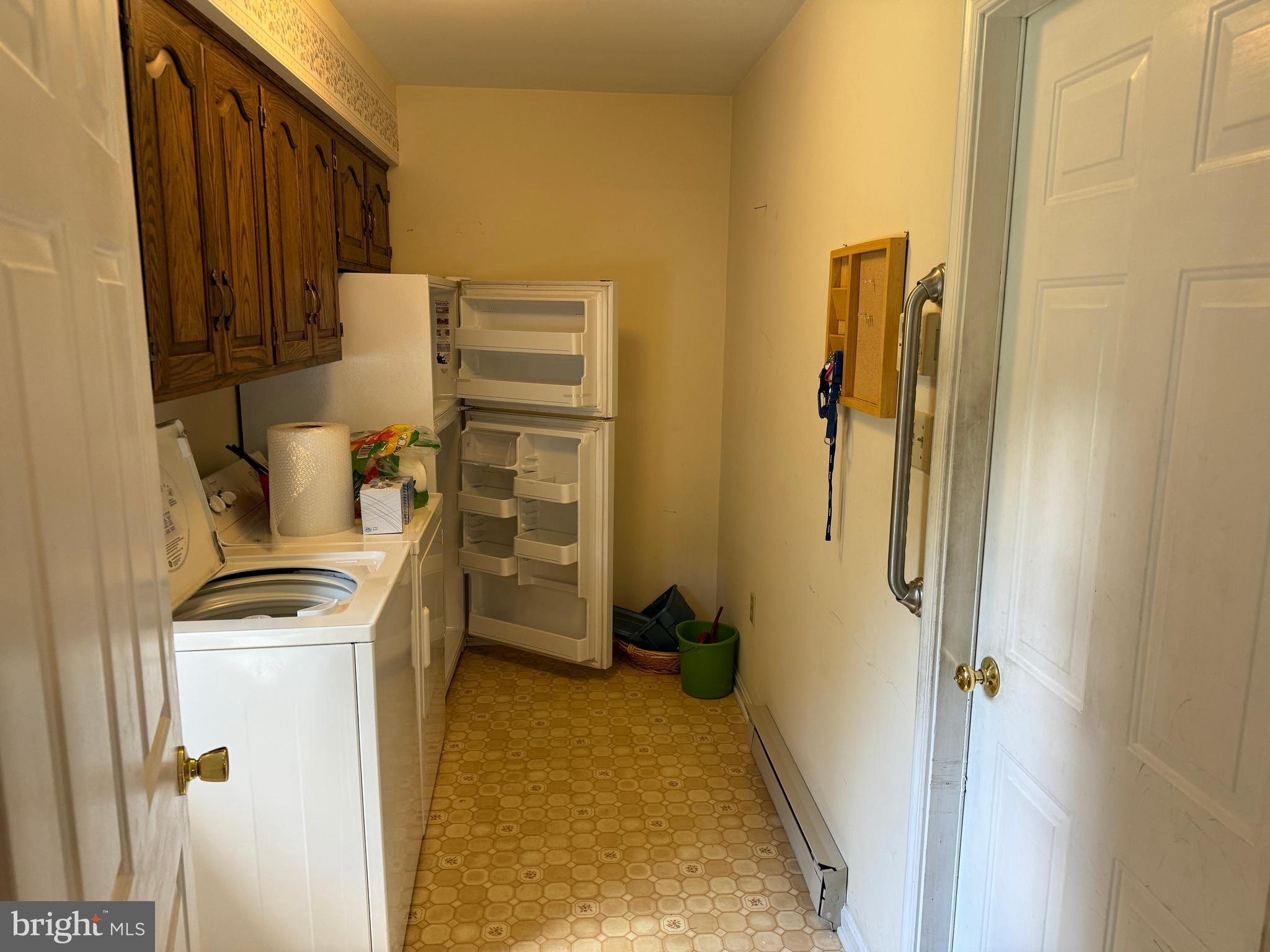 HILLANDALE - Residential