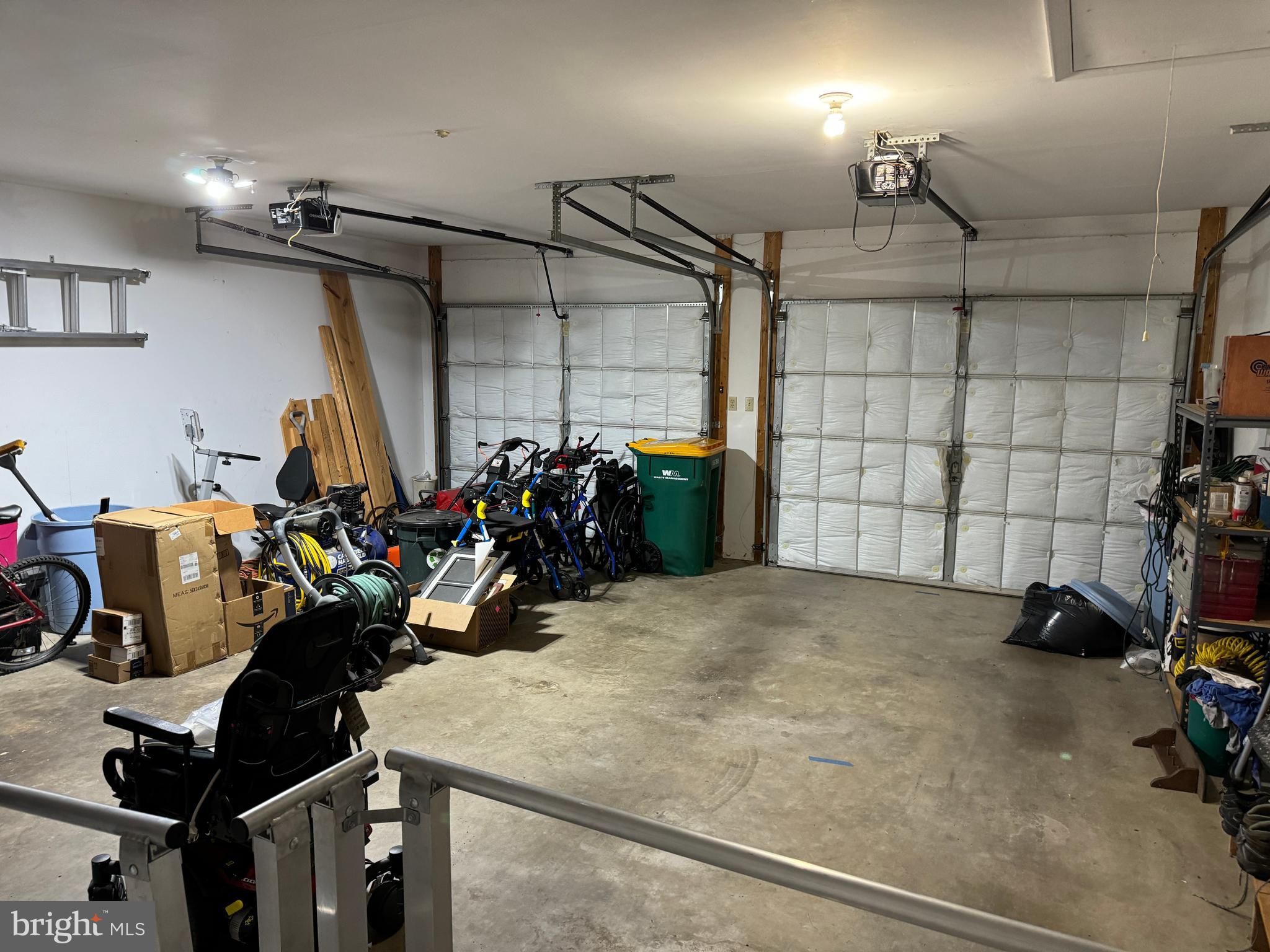 HILLANDALE - Residential