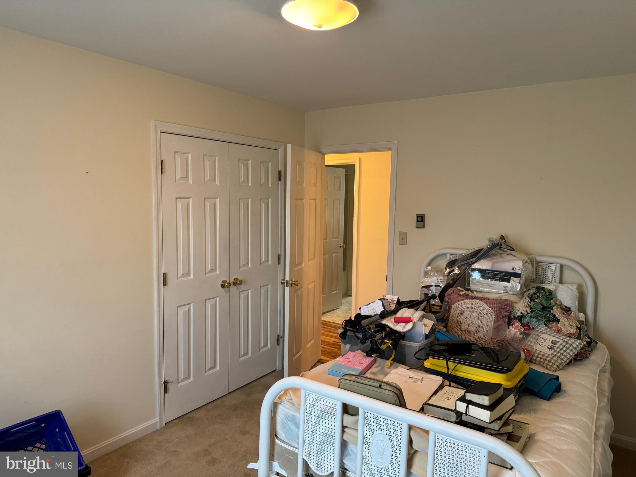 HILLANDALE - Residential