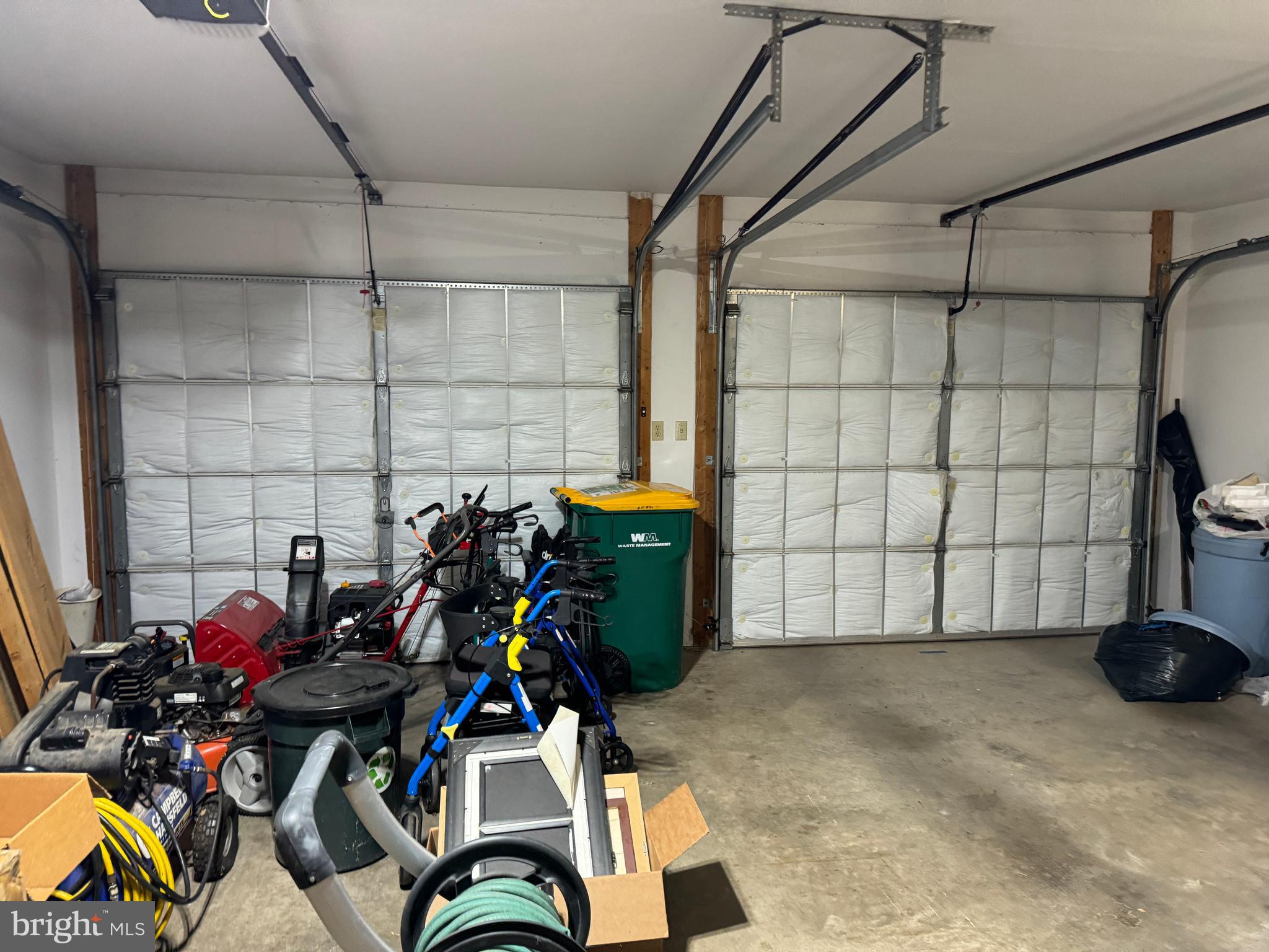 HILLANDALE - Residential