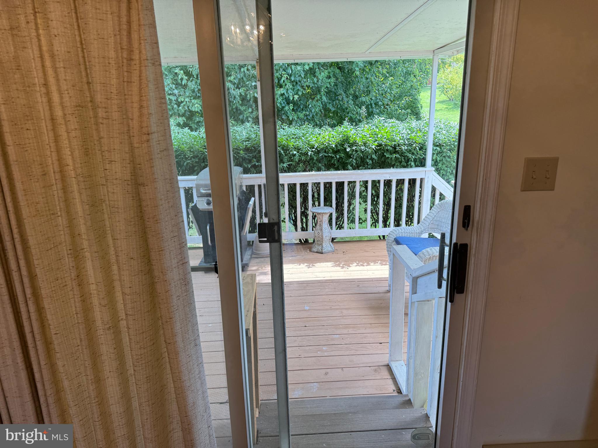 HILLANDALE - Residential