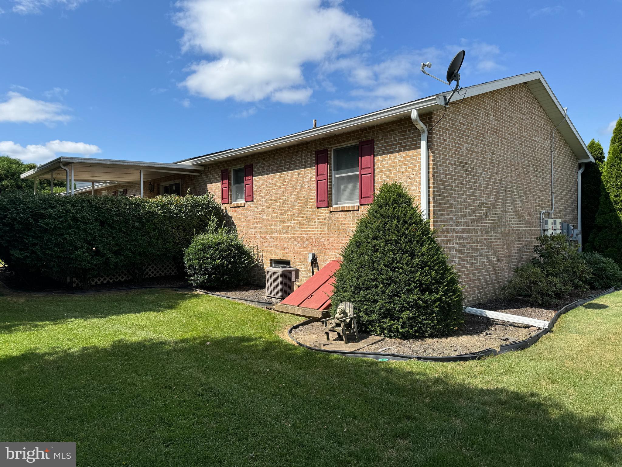 HILLANDALE - Residential