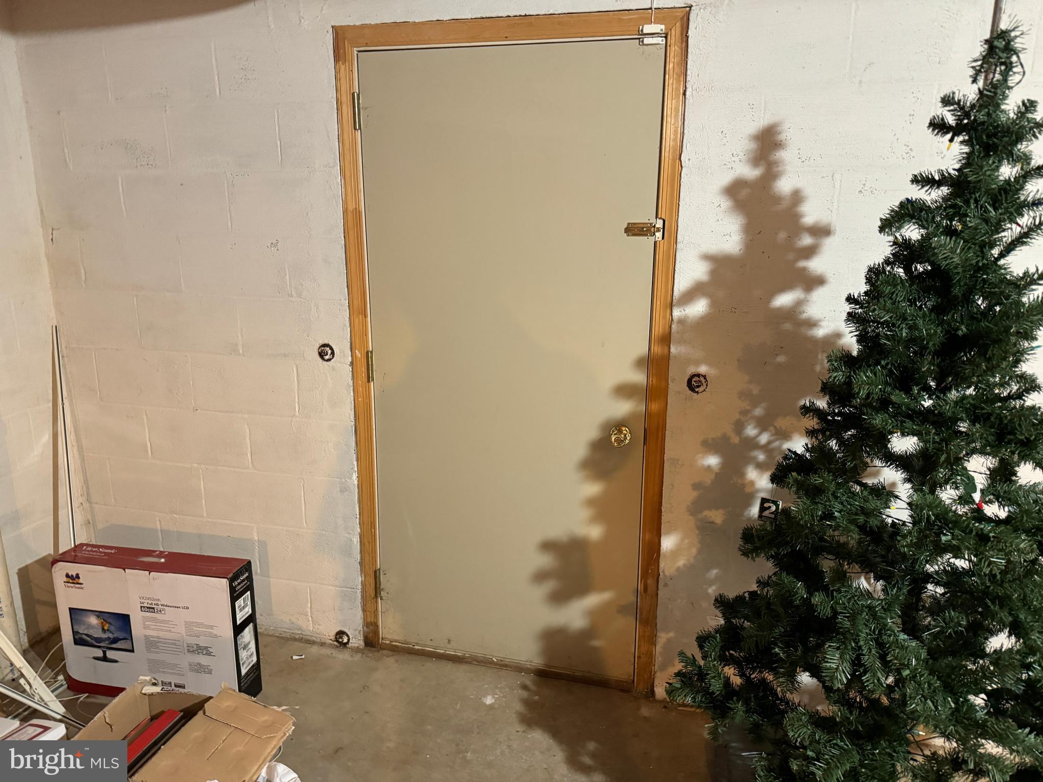 HILLANDALE - Residential