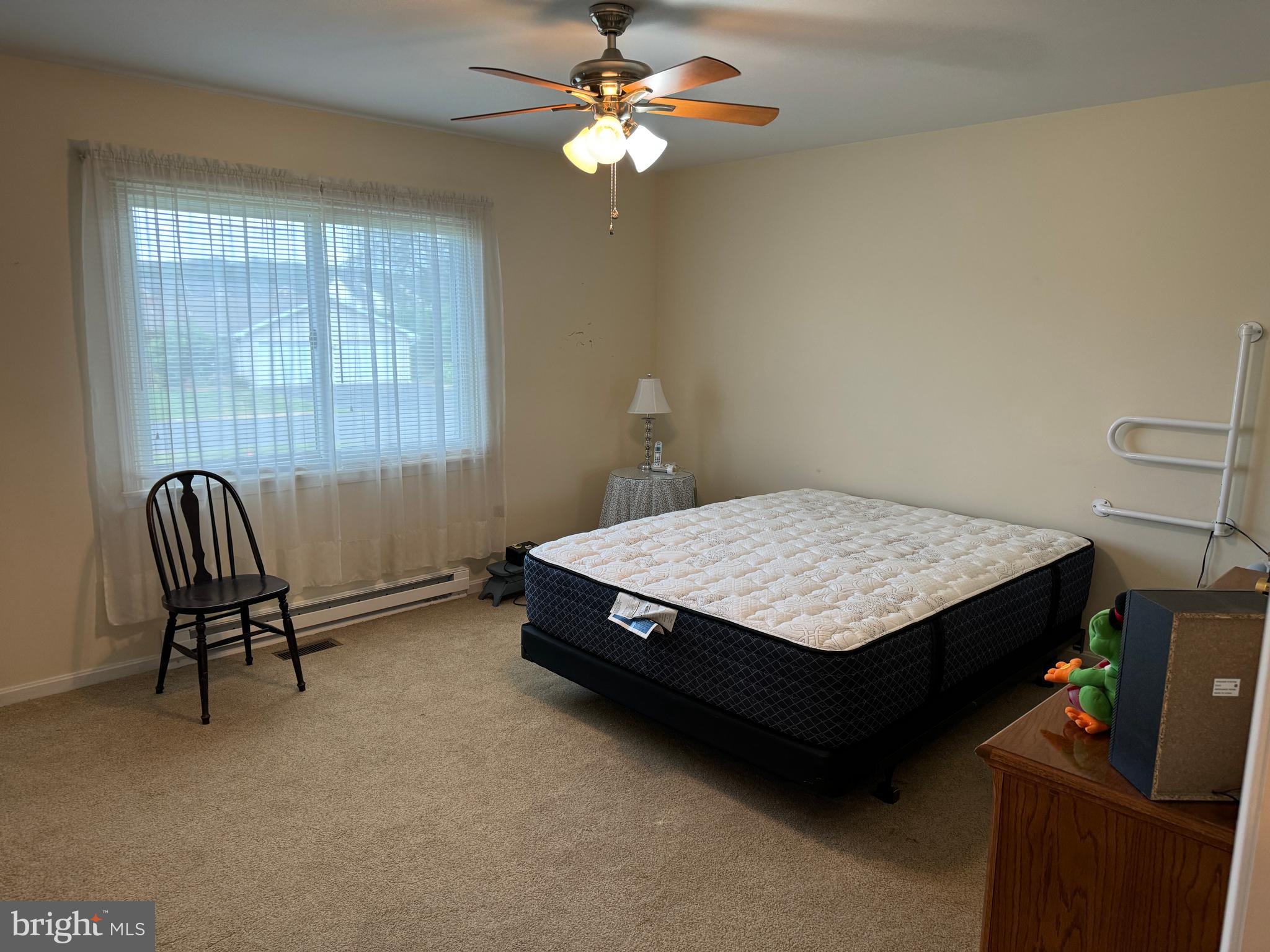 HILLANDALE - Residential