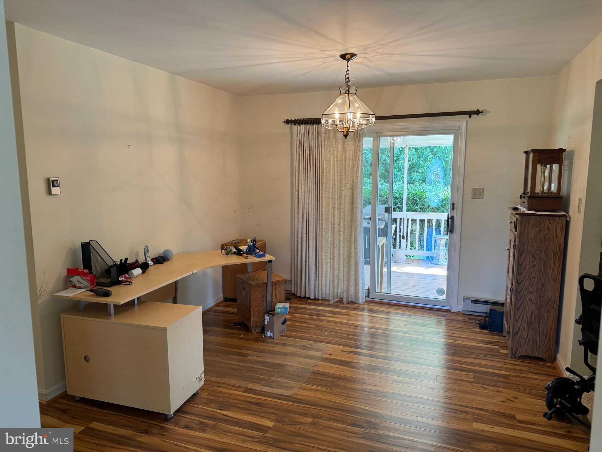 HILLANDALE - Residential