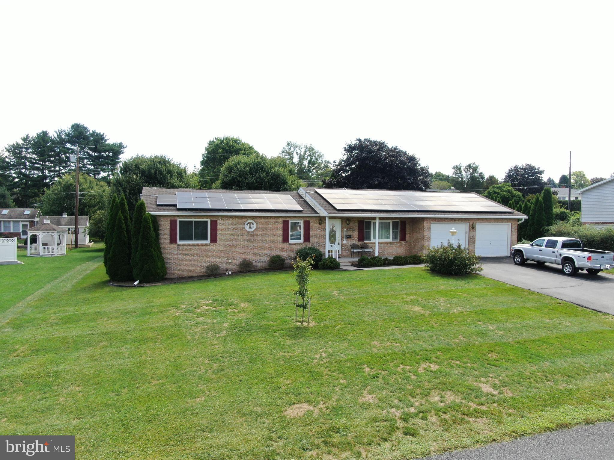 HILLANDALE - Residential