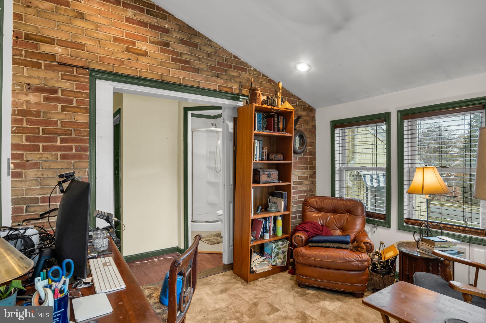 NORTHWOOD HILLS - Residential