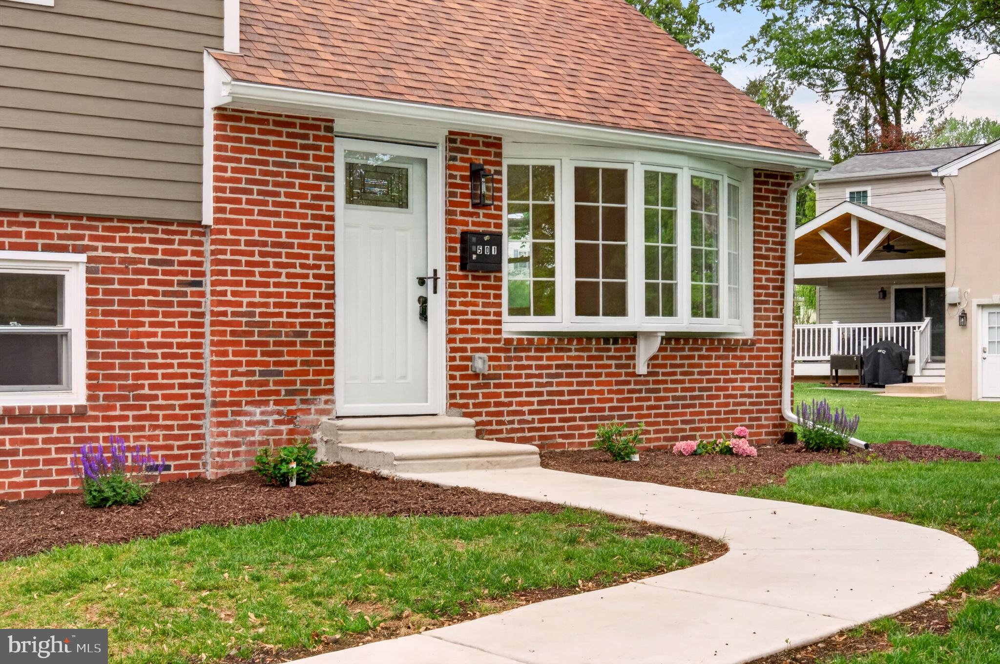 FLOURTOWN GARDENS - Residential