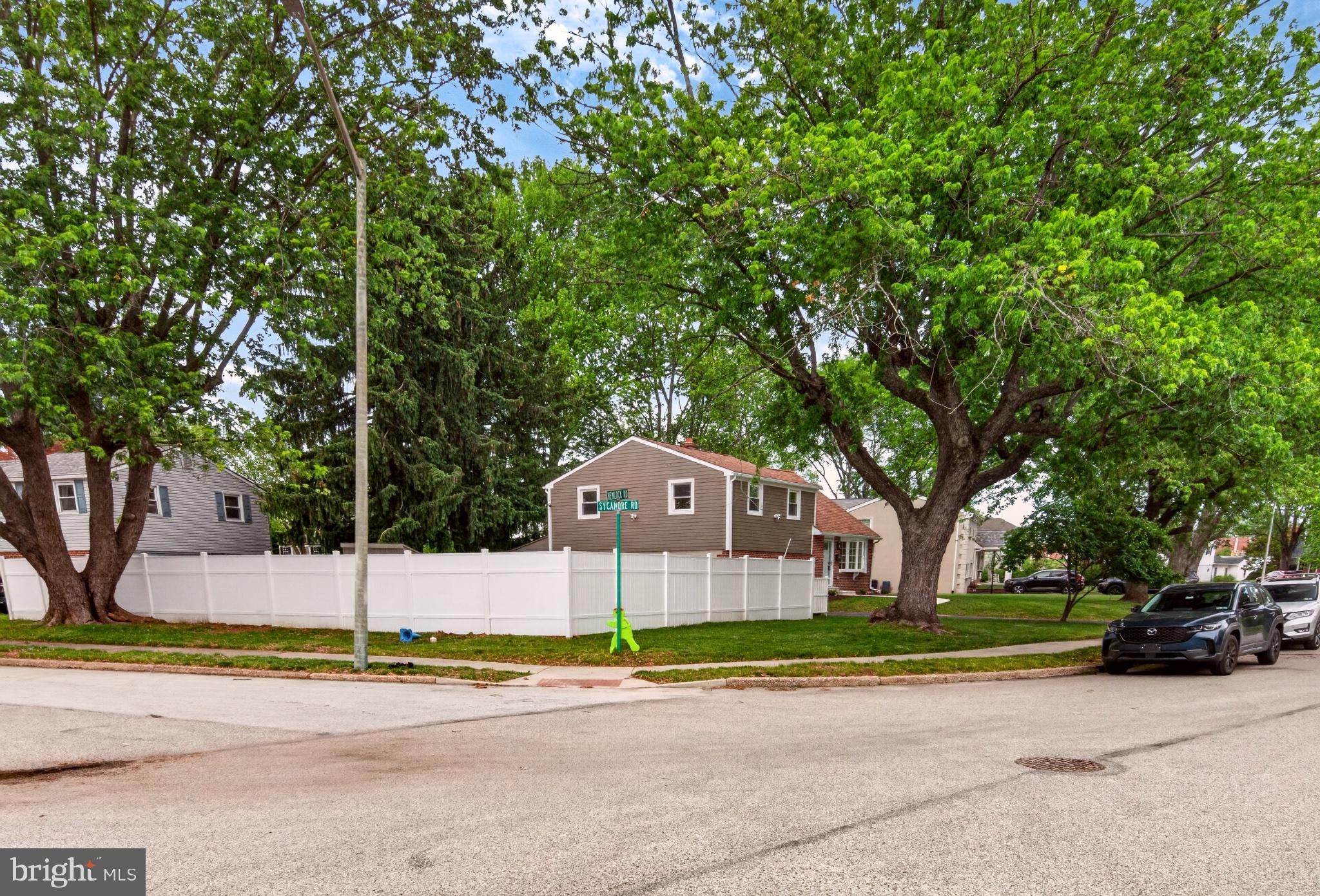 FLOURTOWN GARDENS - Residential
