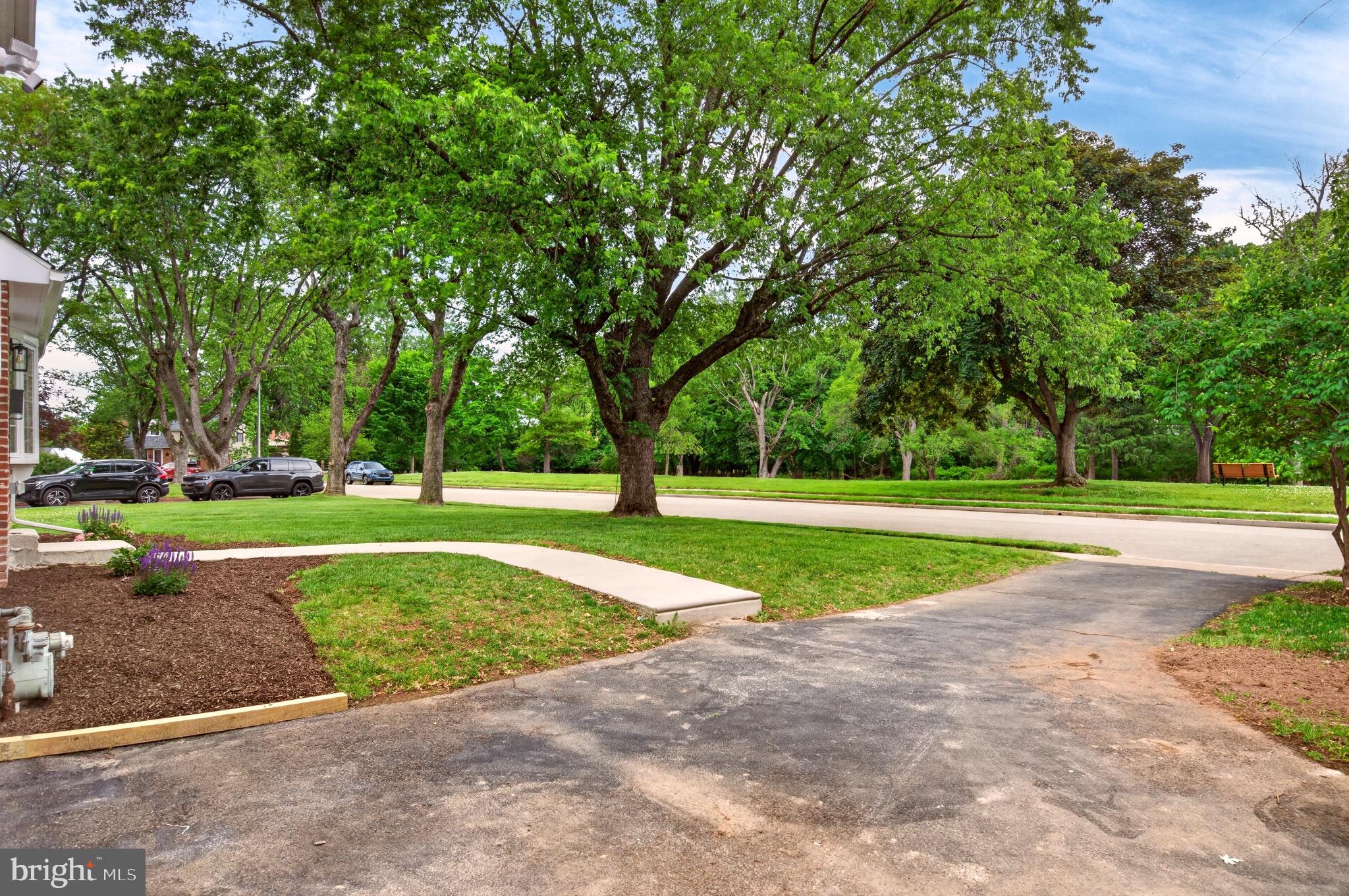 FLOURTOWN GARDENS - Residential