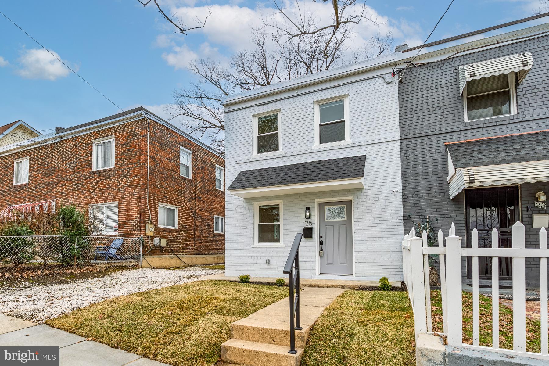 25 58TH STREET SE