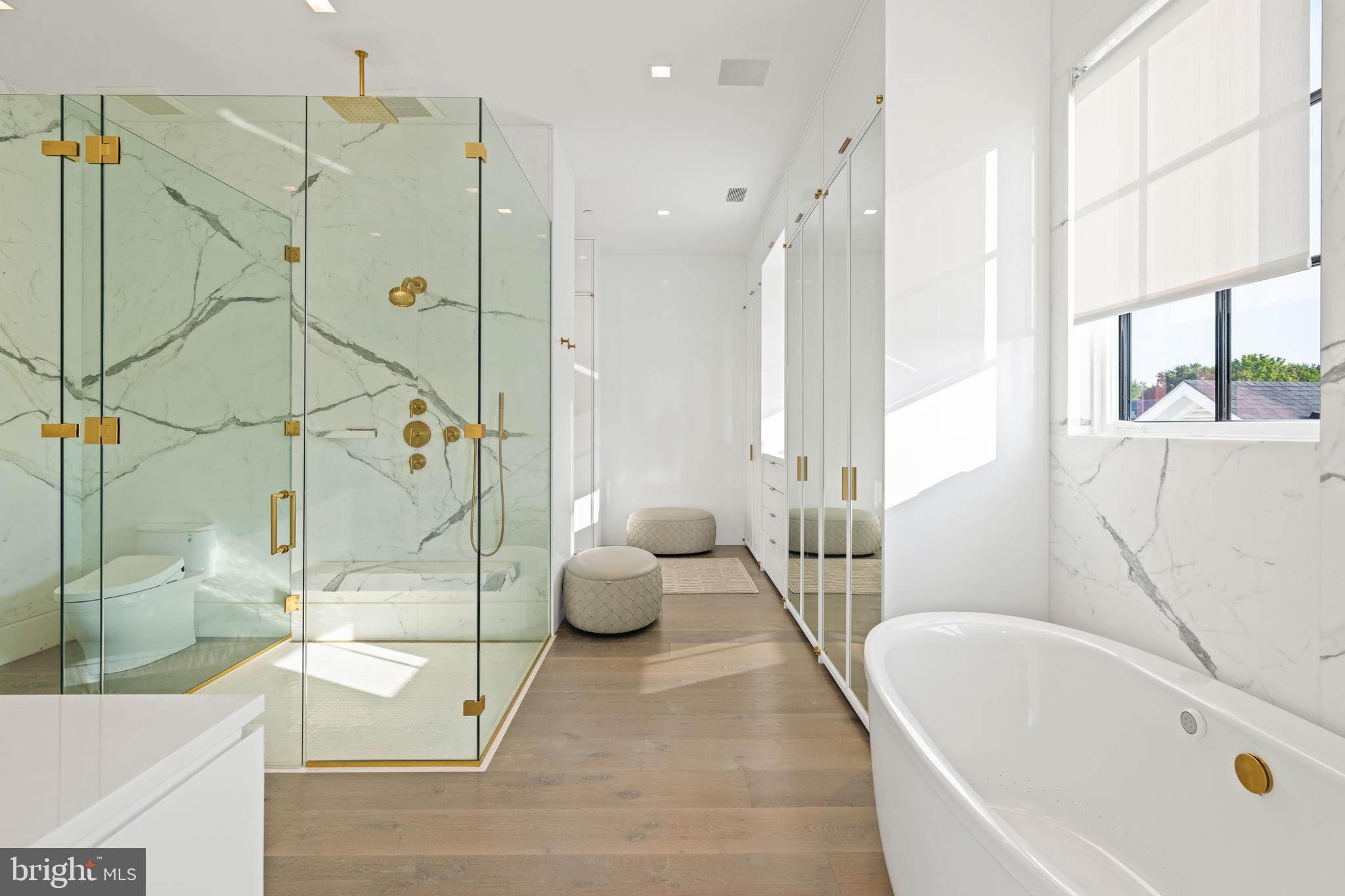 EASTPORT - Residential