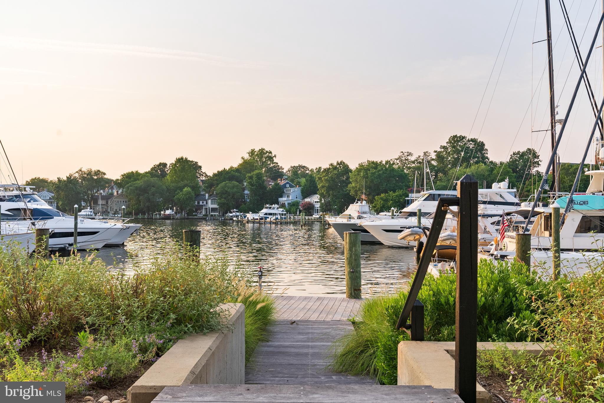 EASTPORT - Residential