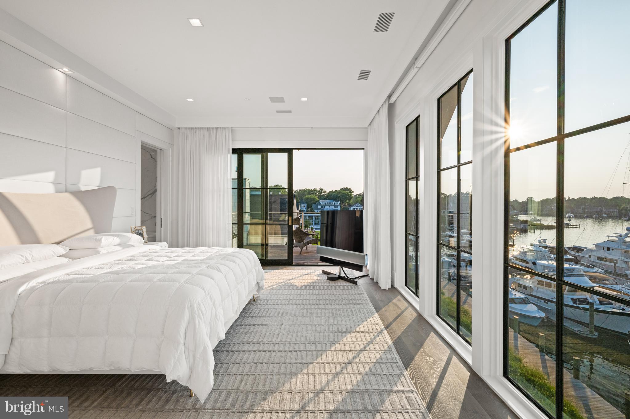 EASTPORT - Residential