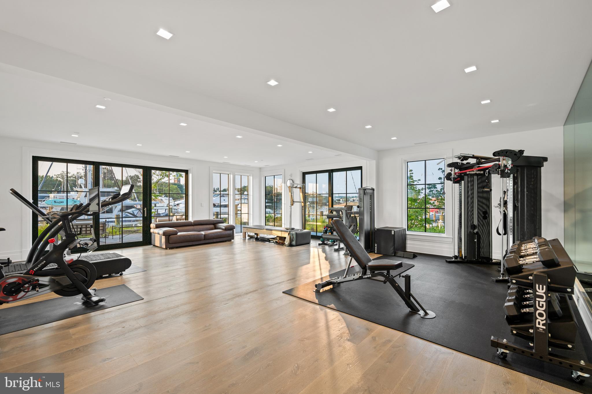 EASTPORT - Residential