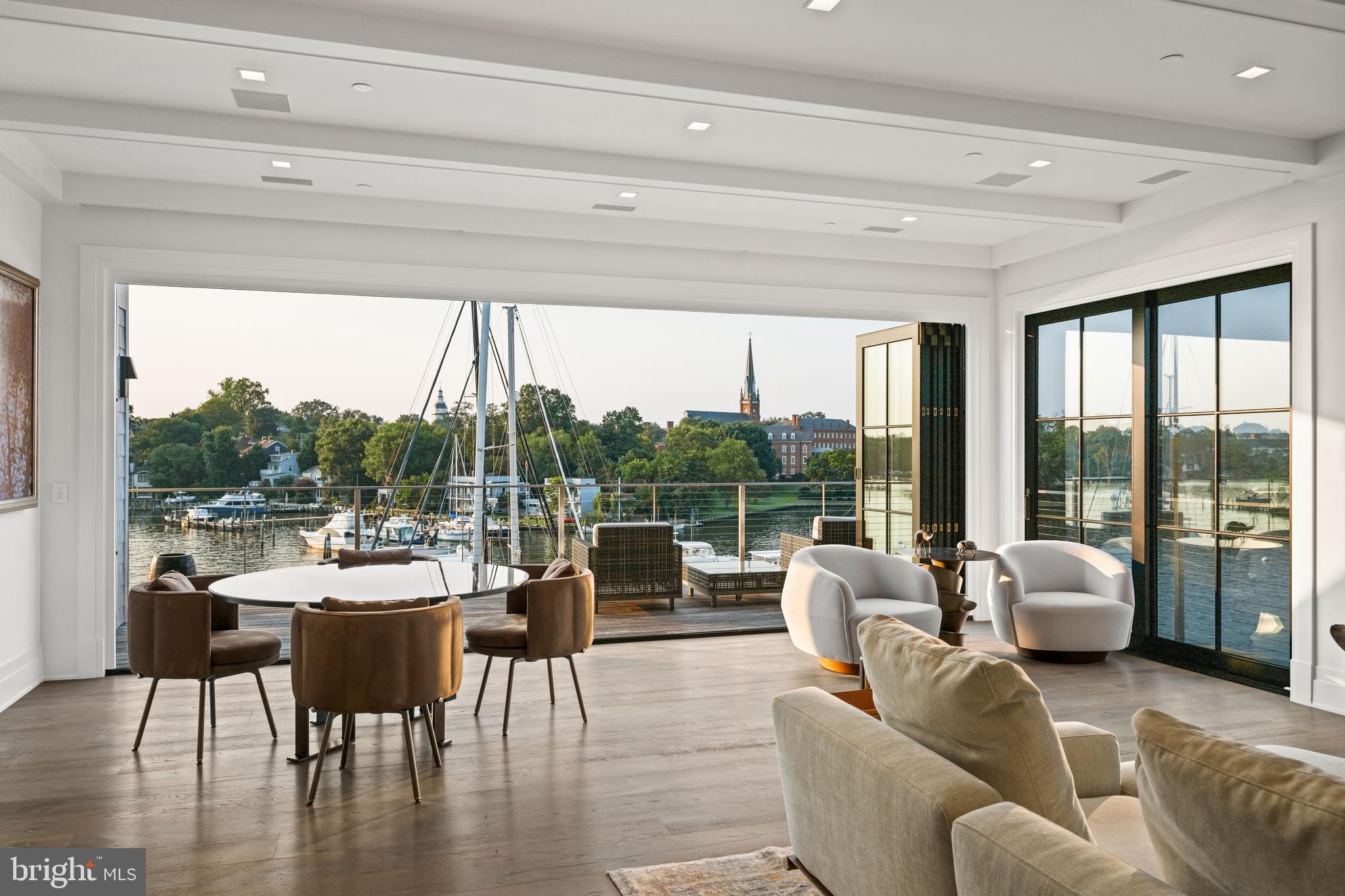 EASTPORT - Residential