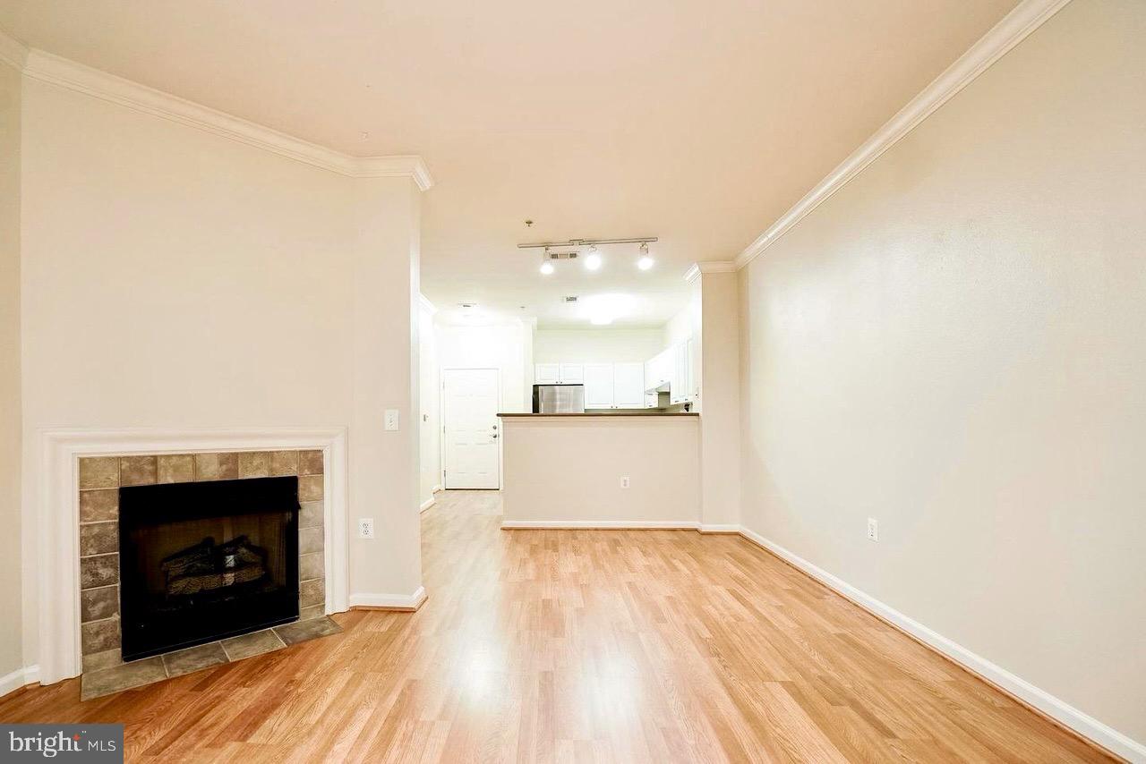 3021 NICOSH CIRCLE 1103