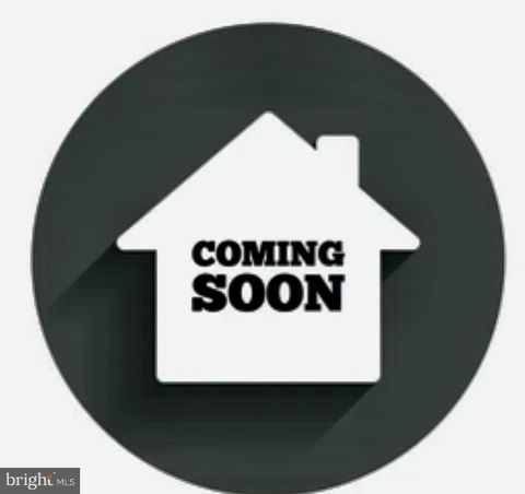 8 LESLIE DRIVE INDIAN HEAD MD 20640